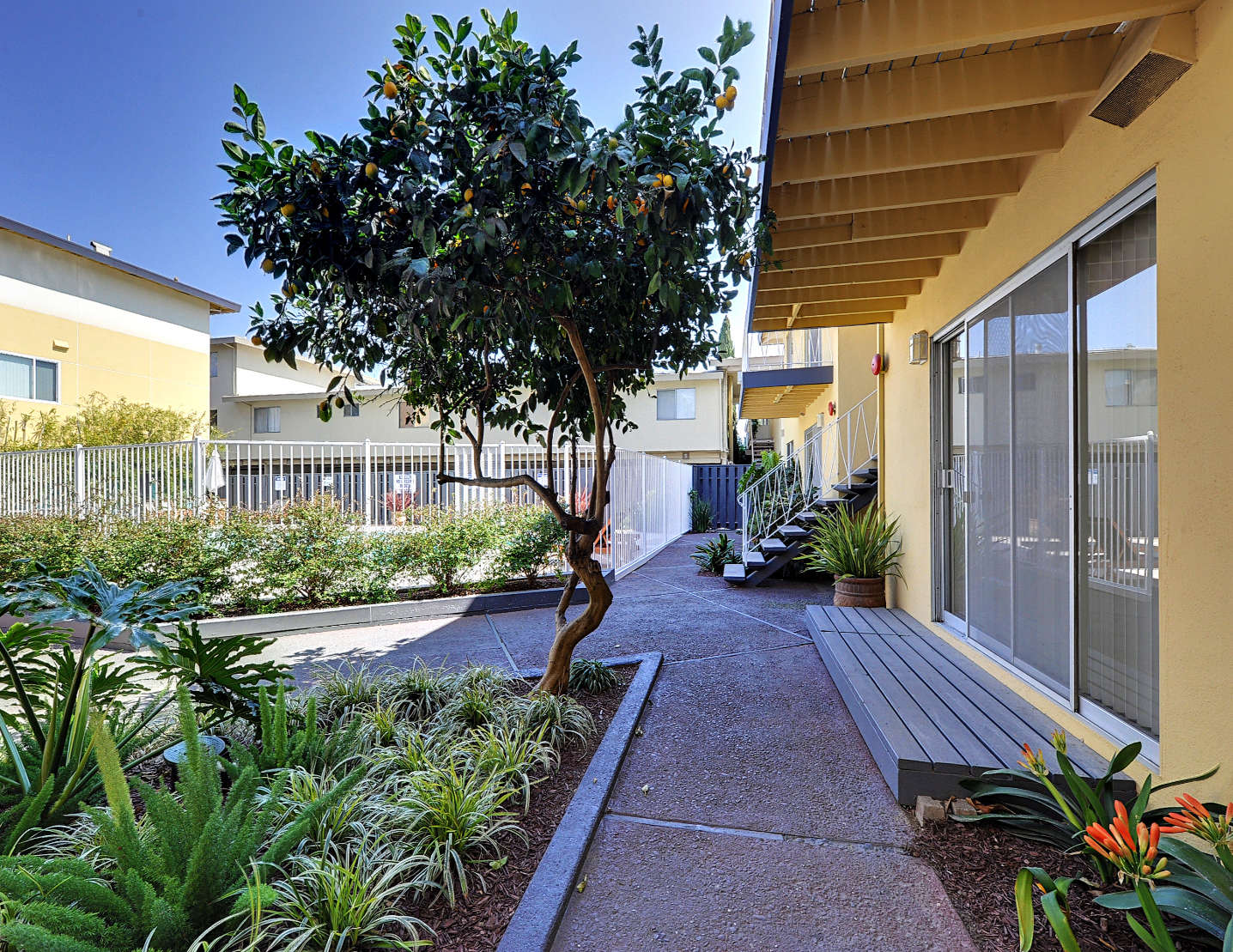 Atrium_Court_-_4